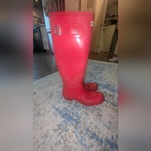 Ladies Pink Hunter boots size 9